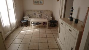 Salon avec canapé